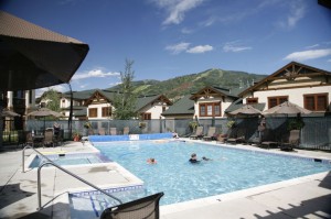 Pool at Eagle Ridge Lodge and Townhomes